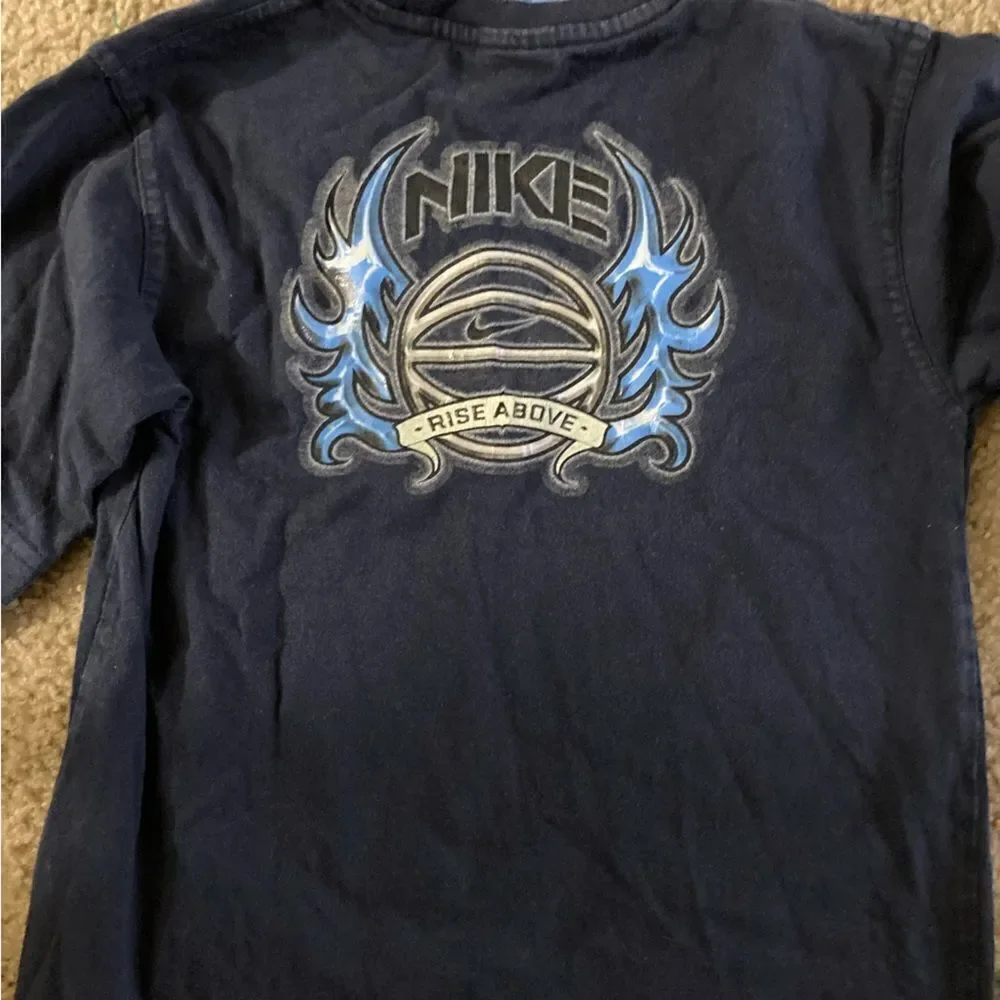 Boys Vintage Nike Basketball Long Sleeve Tshirt